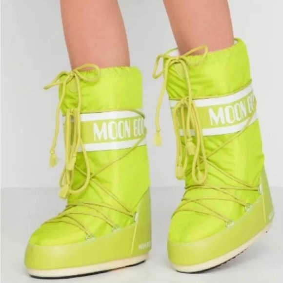 Moon Boot Shoes - Brand new Nyon moon boots